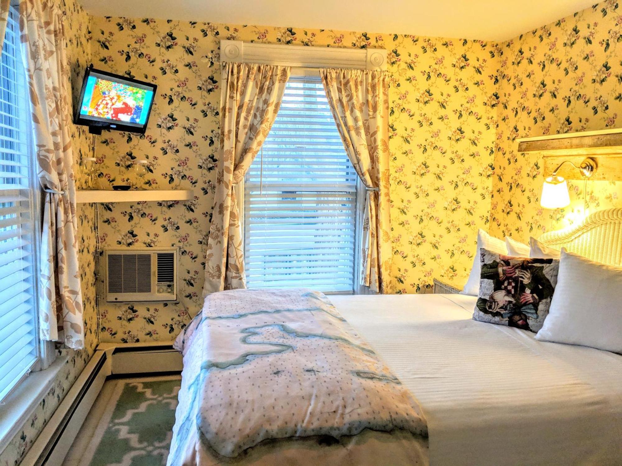 Heart Of The Village Bed & Breakfast In Shelburne Vt Εξωτερικό φωτογραφία